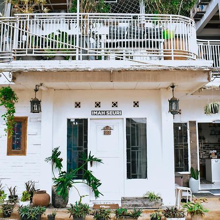 Imah Seuri By Kaya Rooms Tutugan エクステリア 写真
