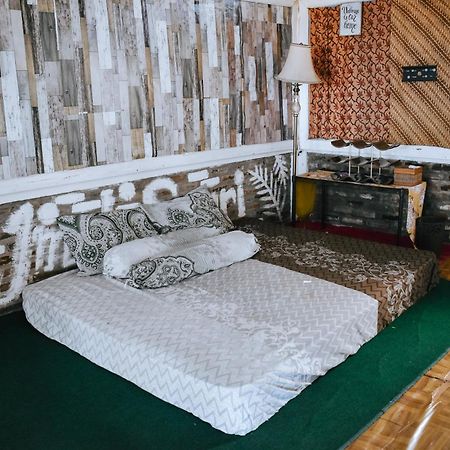 Imah Seuri By Kaya Rooms Tutugan エクステリア 写真